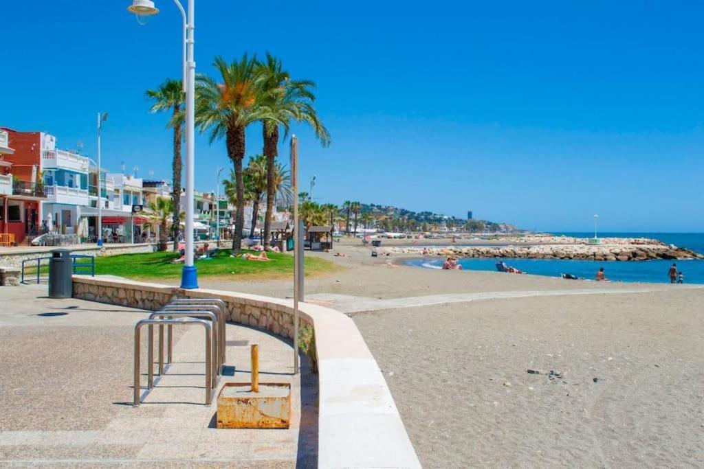 הוילה מאלגה Vivienda Unica A 10 Metros De La Playa מראה חיצוני תמונה